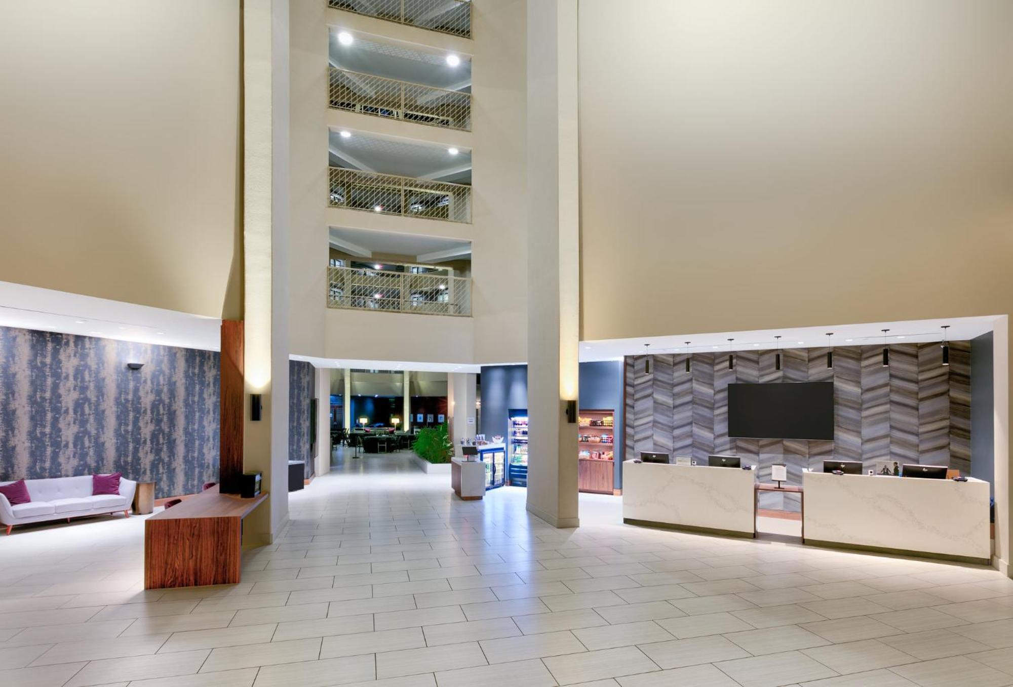 Crowne Plaza Suites Arlington By Ihg Экстерьер фото