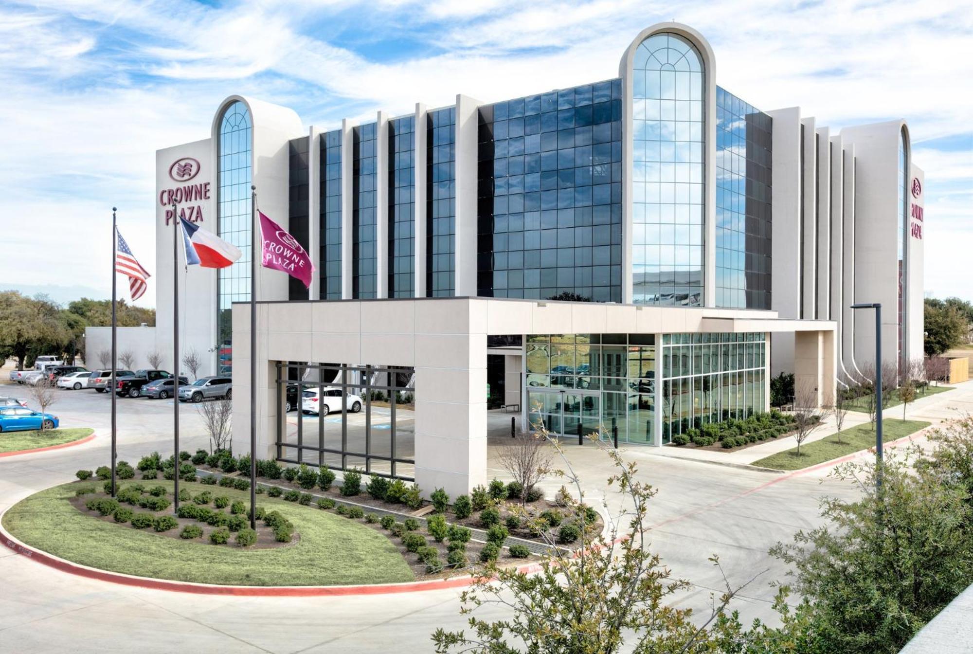 Crowne Plaza Suites Arlington, An Ihg Hotel Экстерьер фото